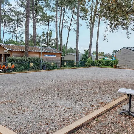 Gorgeous Stacaravan Camping