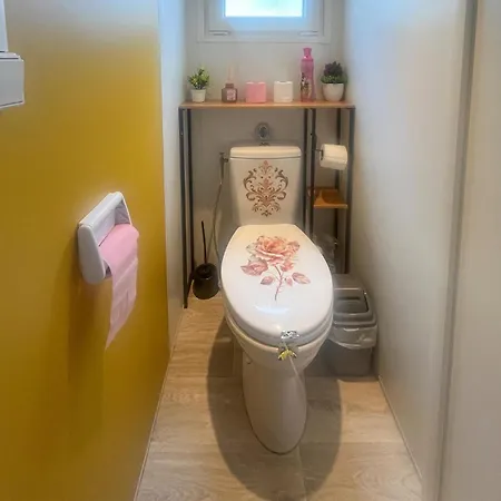 Gorgeous Stacaravan Camping